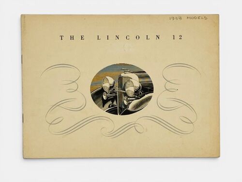 673 · LINCOLN: A 12-page fold-out Sales Brochure for the 1933 V12 models