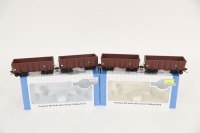 ORE CARS: Four HO Scale Bachmann Silver Series BHP Billiton Ore Cars, Item No.18645, model #1274