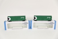 CP RAIL: Two HO Scale Bachmann Silver Series Plug-Door Box Cars in 'CP Rail' livery, Item No.18027. Boxed.