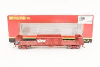 COUPLERS & CABOOSE: Four HO scale models - 3