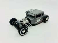 MAISTO: Two 1:24 scale Maisto models including a 1966 Chevrolet Chevelle SS and a 1929 Ford Model A [Location: Sydney] - 6