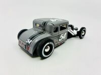 MAISTO: Two 1:24 scale Maisto models including a 1966 Chevrolet Chevelle SS and a 1929 Ford Model A [Location: Sydney] - 8