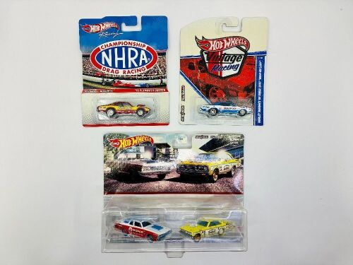 280 · HOT WHEELS: Four 1:64 scale Hot Wheels drag racing models including a two model pack and two separate models, all with original packaging [Location: Sydney]