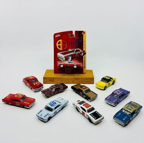 STOCK CARS: Ten 1:64 scale models of classic stock cars by Johnny Lightning, Racing Champions, Lionel and RCCA [Location: Sydney]