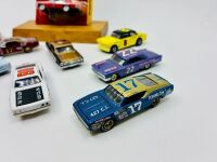 STOCK CARS: Ten 1:64 scale models of classic stock cars by Johnny Lightning, Racing Champions, Lionel and RCCA [Location: Sydney] - 3