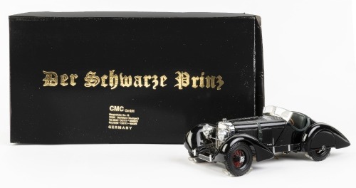 MERCEDES BENZ: A 1:24 scale 1930 Mercedes Benz SSK model, "Schwarzer Prinz", product item number M001