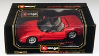 CHEVROLET: A Bburago 1:18 scale 1998 Chevrolet Corvette convertible model, product model number 3076