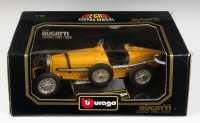 BUGATTI: A Bburago 1:18 scale 1935 Bugatti Grand Prix model, product model number 3012