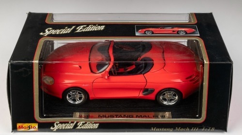 MUSTANG: A Maisto 1:18 scale Mustang Mach III model, model number 31815