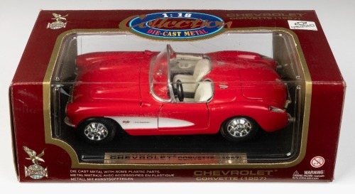 CHEVROLET: A Road Legends 1:18 scale 1957 Chevrolet Corvette model, product number 92018