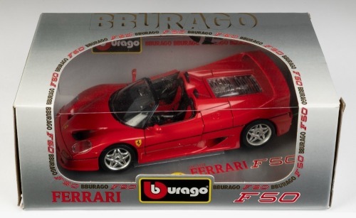 FERRARI: A Bburago 1:18 scale 1995 Ferrari F50 model, product model number 3352
