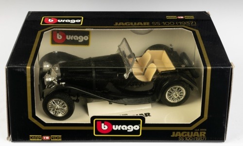 JAGUAR: A Bburago 1:18 scale 1937 Jaguar SS100 model, model number 3006