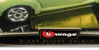 VOLKSWAGEN: A Bburago 1:18 scale 1998 Volkswagen new beetle model, model number 3342 - 2