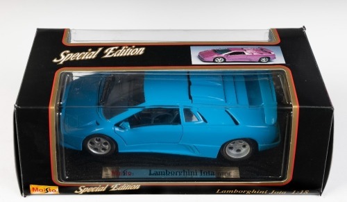 LAMBORGHINI: A Maisto 1:18 scale 1995 Lamborghini Jota model, model number 31829