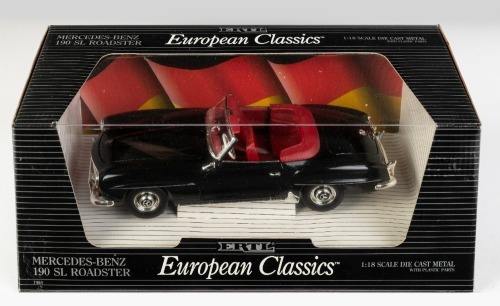 MERCEDES BENZ: AN Ertl European Classics 1:18 scale Mercedes Benz 190 SL roadster model, product number 7464