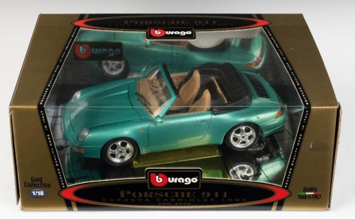 PORSCHE: A Bburago 1:18 scale 1994 Porsche 911 Carrera cabriolet model, model number 3340