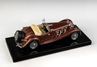 MERCEDES-BENZ: A 1:18 scale Bburago Mercedes-Benz 500K Roadster - 3