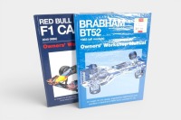 FORMULA ONE: Two Haynes hardcover Formula One owners' workshop manuals