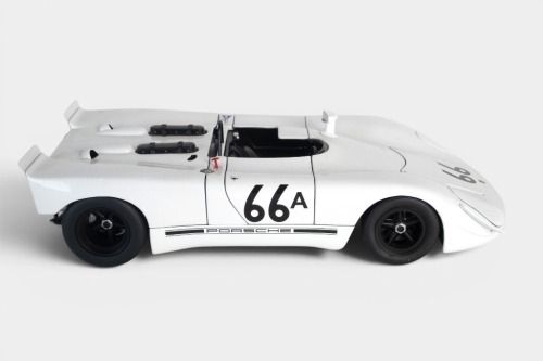 25 · PORSCHE: An Autoart 1:18 scale 1970 Porsche 908/2 Spyder car number 66 as driven by Steve McQueen at Holtville, No.87073