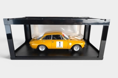 ALFA ROMEO: An Autoart 1:18 scale 1970 Alfa Romeo GT Am 'Jarama' (#87003), 1970 rally world champion car in original box
