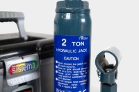 JACK: A 2 Ton Hydraulic Jack by TUV - 2