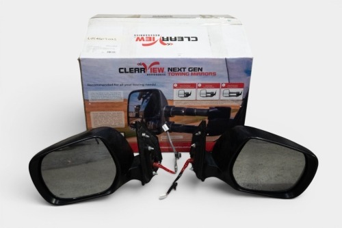 450 · TOYOTA LANDCRUISER: A pair of genuine Toyota Landcruiser 200 series side mirrors (P/N 022714)