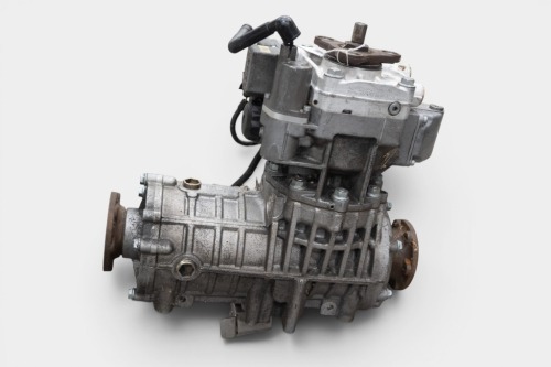 449 · AUDI An Audi TT (may also suit some VW models) c2000-2006 Haldex rear differential & control unit (P/N 02D 525 554/J)