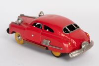 FRICTION CAR: A c1950s Japanese made tinplate friction US style car, 20cm long - 3