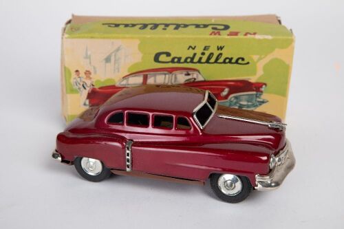 SSS: A c1950s-1960s SSS (Japan) tinplate friction New Cadillac, 16cm long