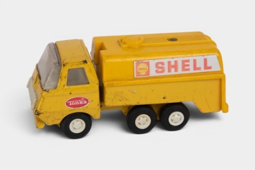 TONKA: A c1970s Tonka Shell fuel tanker truck (#55010)