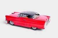 ICHIKO: A c1950s Ichiko (Japan) tinplate friction Lincoln Premiere toy car, 19cm long - 2