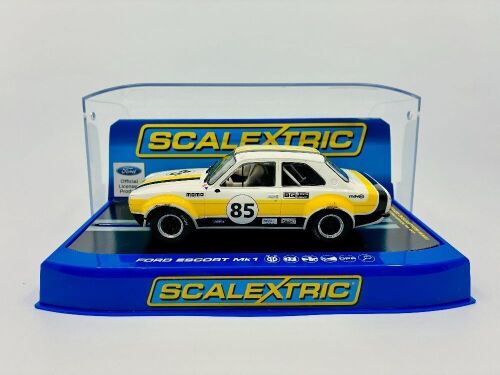 FORD ESCORT: A 1:32 scale slot car by Scalextric of the Ford Escort Mk 1 with original display case [Location: Sydney]