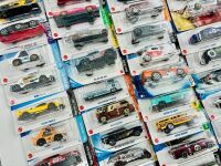 HOT WHEELS: A large group of over 100 1:64 scale Hot Wheels models [Location: Sydney] - 4