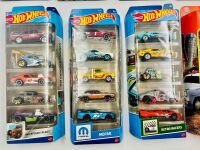 1:64 SCALE MODELS: A large group of 1:64 scale models by Matchbox and Hot Wheels [Location: Sydney] - 3