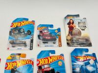 1:64 SCALE MODELS: A large group of 1:64 scale models by Matchbox and Hot Wheels [Location: Sydney] - 4