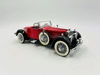 STUTZ BLACK HAWK: A 1:24 scale model by Franklin Mint of the 1928 Stutz Black Hawk Boattail Speedster [Location: Sydney] - 3