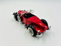 STUTZ BLACK HAWK: A 1:24 scale model by Franklin Mint of the 1928 Stutz Black Hawk Boattail Speedster [Location: Sydney] - 5