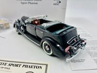 PACKARD TWELVE SPORT PHAETON: A 1:24 scale model by Danbury Mint of the 1936 Packard Twelve Sport Phaeton [Location: Sydney] - 9