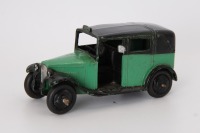 DINKY TOYS: 36g Taxi with Driver 1947-50