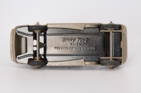 DINKY TOYS: 39d Buick Viceroy Saloon, 1947-50 - 3