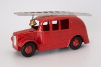 DINKY TOYS: 250 Streamlined Fire Engine 1954-62