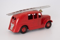 DINKY TOYS: 250 Streamlined Fire Engine 1954-62 - 2