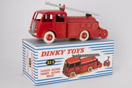 ATLAS/DINKY TOYS: 32E Berliet Fire Engine. Boxed.