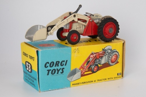 CORGI TOYS: 53 Massey-Ferguson Tractor with shovel 1960-66