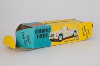 CORGI TOYS: 302 MG 'A' Sports Car 1957-61 - 4