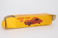 DINKY TOYS: 157 Jaguar XK120 Coupe - 4