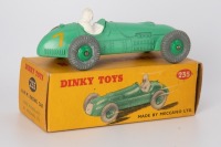 DINKY TOYS: 235 HWM Racing Car 1954-60 RN 7 - 2