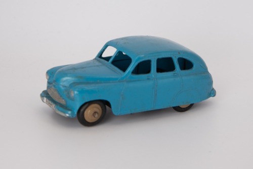 DINKY TOYS: 153 Standard Vanguard Saloon c1954