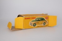 DINKY TOYS: 159 Morris Oxford c1954 - 4