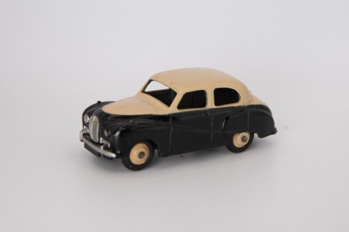 DINKY TOYS: 161 Austin Somerset 1956-59